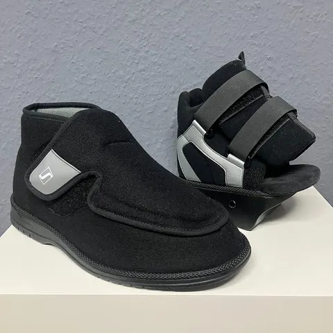 Therapieschuhe – Orthopädietechnik Coordes in Augustfehn und Oldenburg